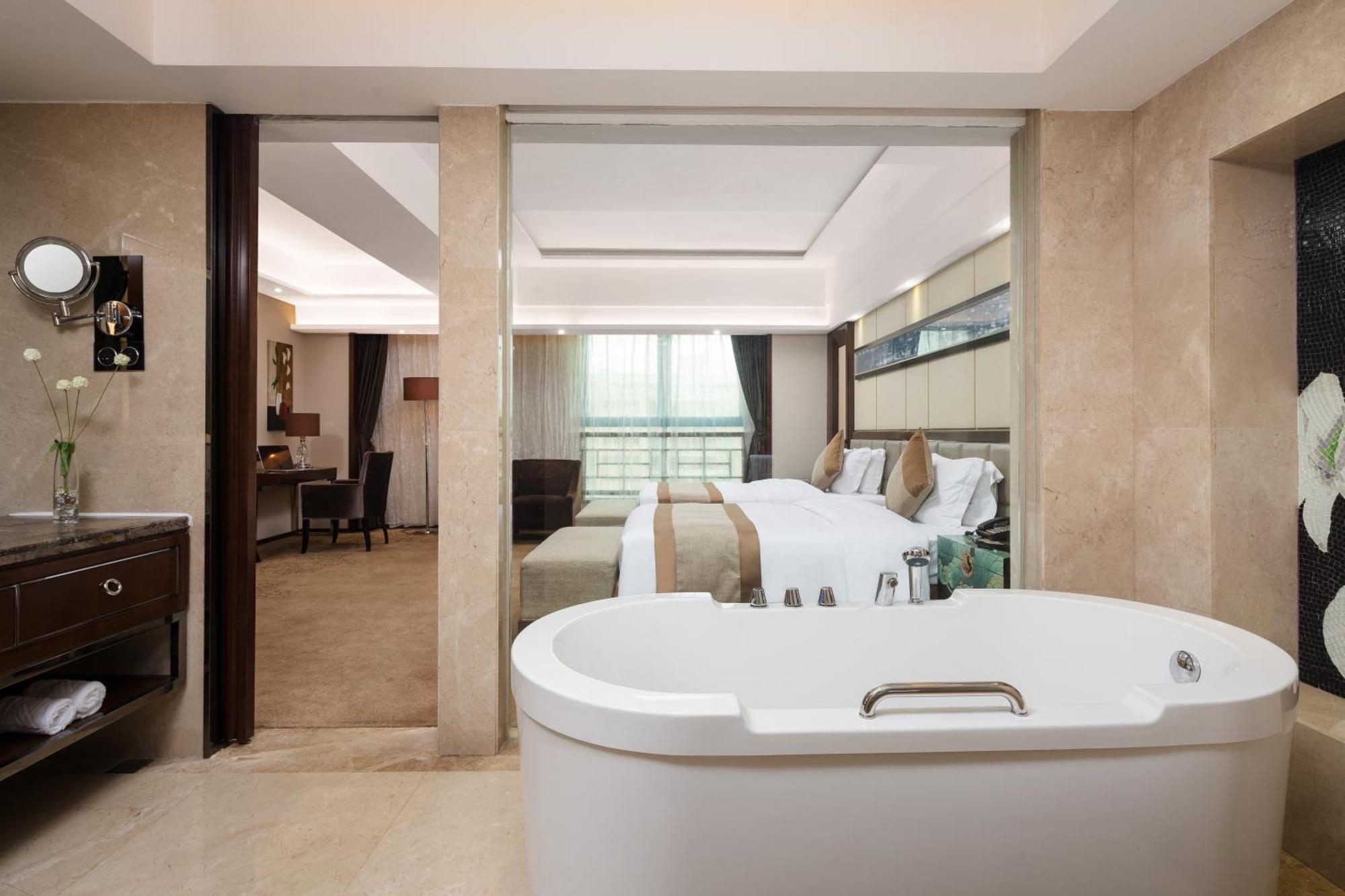 Maoming International Hotel Extérieur photo