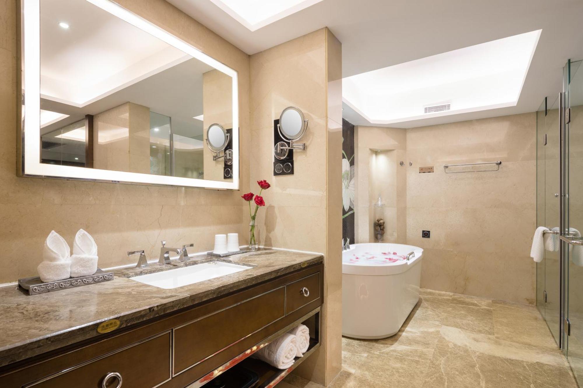 Maoming International Hotel Extérieur photo